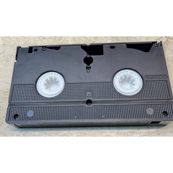 Whitetail Secrets VHS Hunting Video Dave Embry Adventures in the Wild - Picture 5 of 7